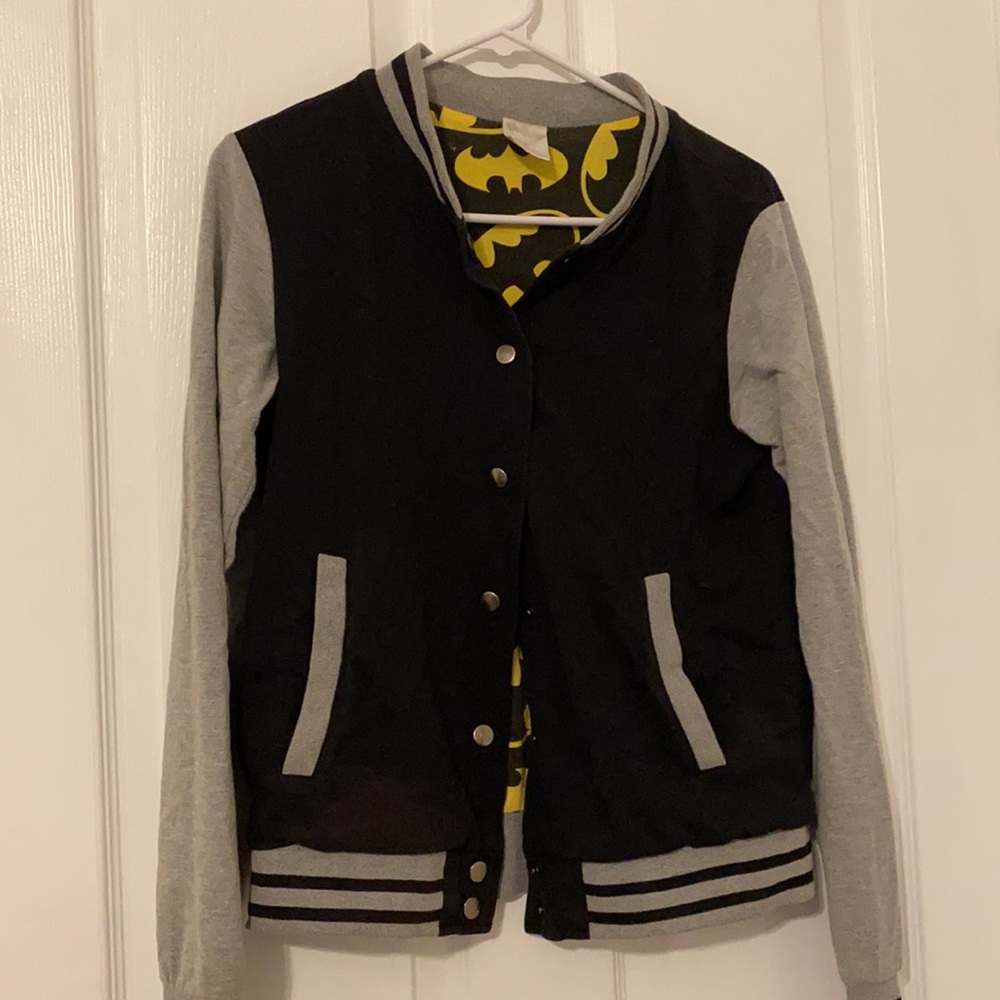 Batman jacket with logo on the back and on the inside!